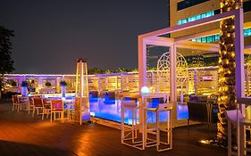 فندق ميديا ون